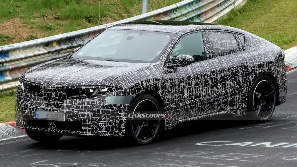 BMW iX4, surprins în teste pe „Iadul Verde”: Noul SUV electric care pune accent pe stil
