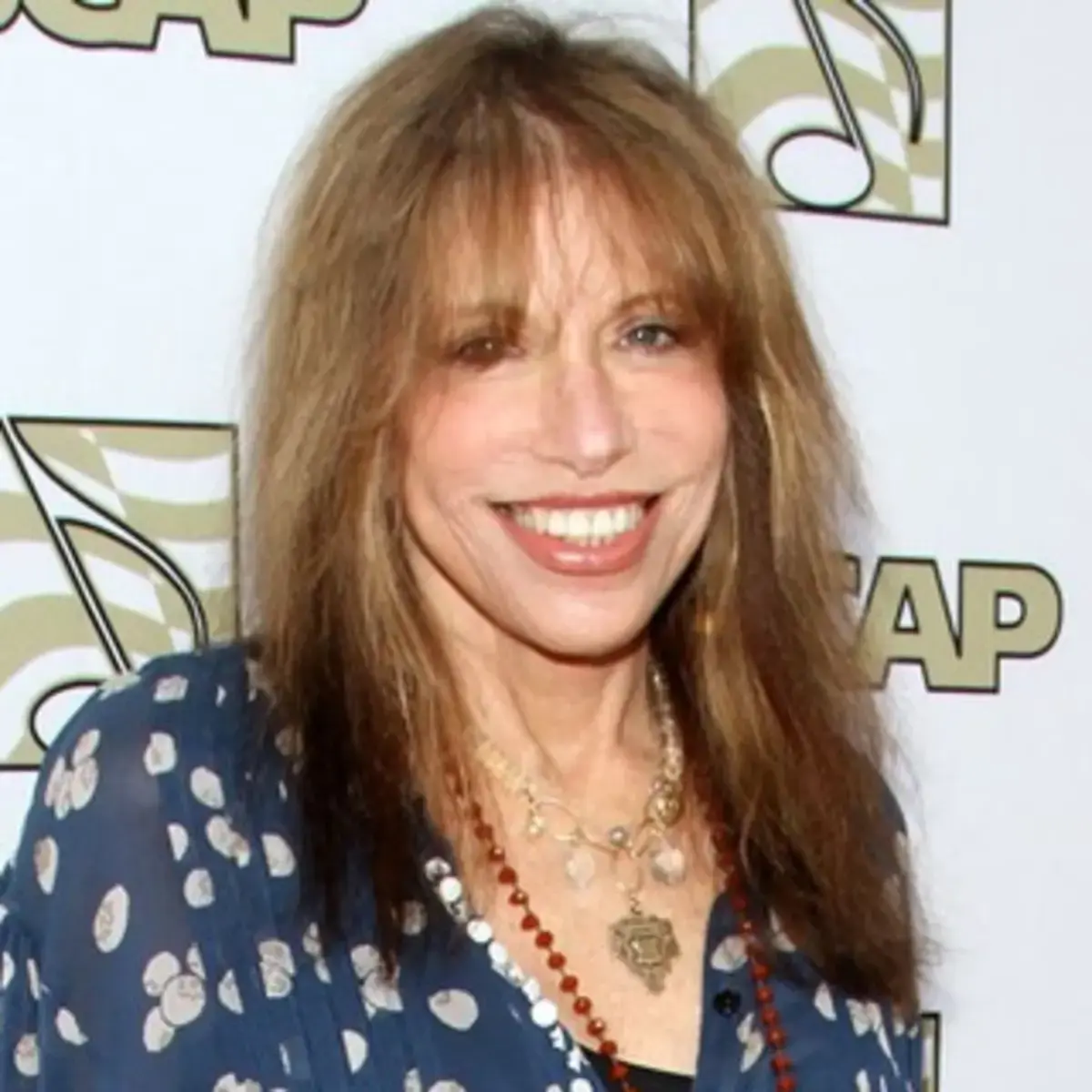 Carly Simon dezvăluie luptele cu cancer și Parkinson