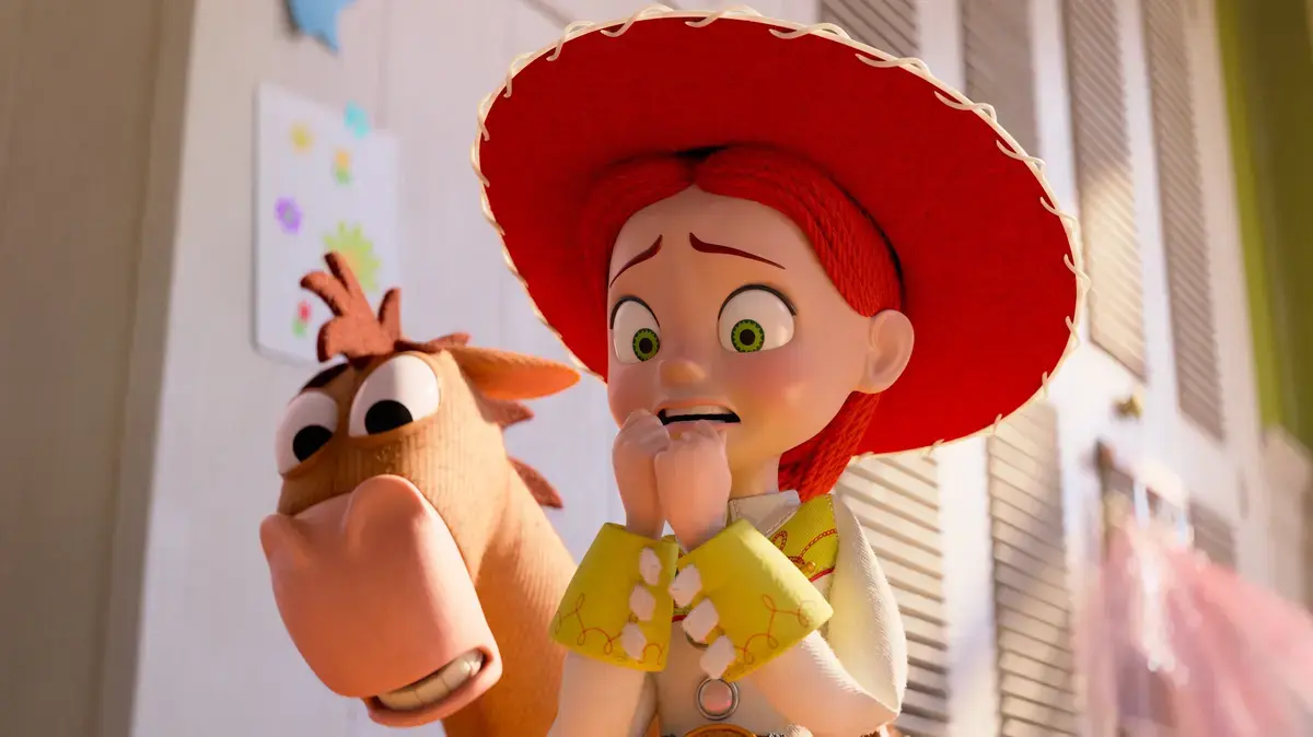 Disney tăiește peste 100 de locuri de muncă, Pixar este afectată grav