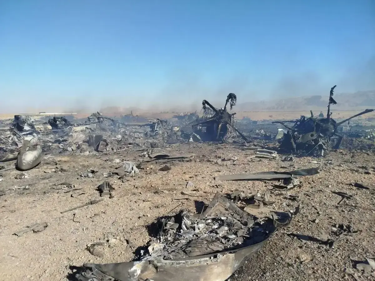 Drone interconectate în forma unei meduze