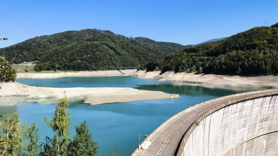 Guvernul alocă 32 milioane lei pentru apa potabilă în Prahova