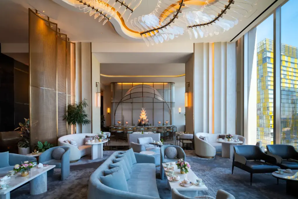 Hilton reduce taxele pentru francizați: Un colac de salvare pentru hotelieri