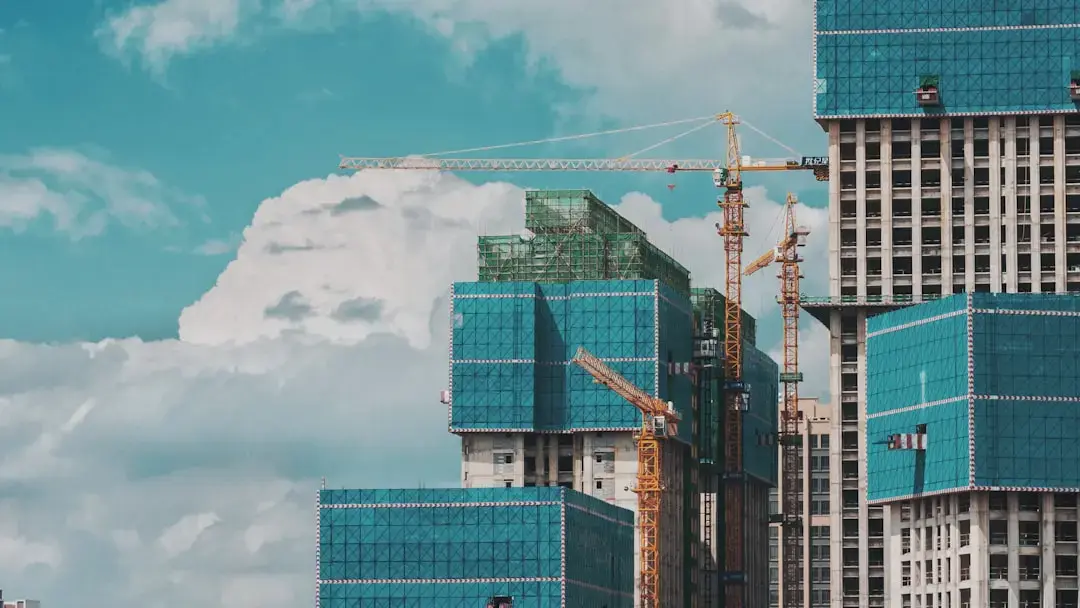 Investițiile publice în construcții, simplificate: O nouă lege accelerează recepția lucrărilor