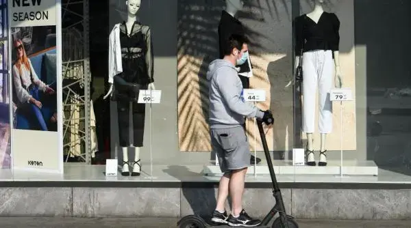 Metrorex dă undă verde bicicletelor și trotinetelor în metrou, cu reguli clare