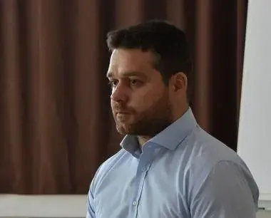Ministrul Energiei, Ciprian Ciucu, se va întâlni cu conducătorii societăților care consumă cantități mari de energie pentru a găsi soluții și a decide unde pot fi utilizate generatoarele pentru a redu