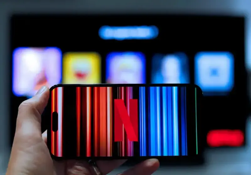 Netflix va solicita adrese unice de e-mail pentru profiluri