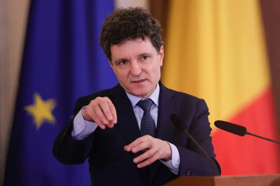 Nicușor Dan lămurește „sistemul”: Putere nelegitimă în stat