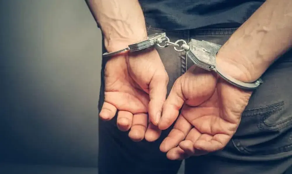 O minoră din India, abuzată de propriul frate: „O vedeam ca pe soția mea”