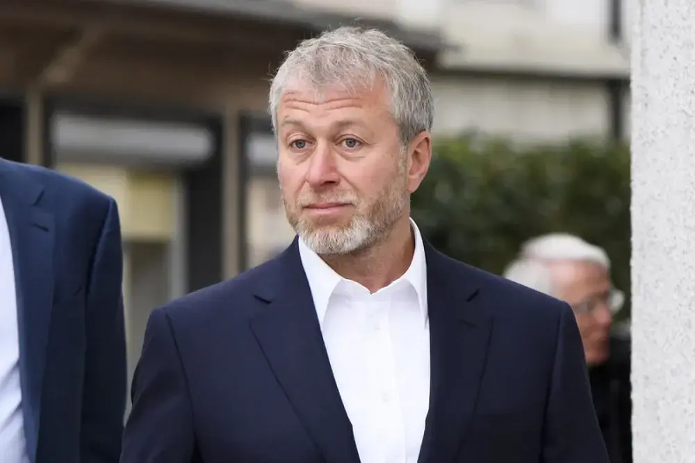 Oligarhul rus Roman Abramovici a avut o întâlnire secretă cu președintele Ucrainei, Zelenski, la Kiev, dar ce declară
