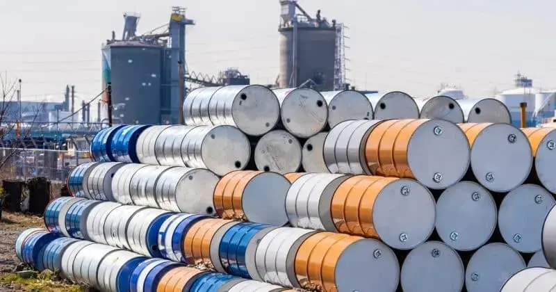 Prețurile petrolului în cădere liberă după acordul SUA-Iran