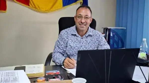 Primar PSD din Ialomița s-a dat în judecată pentru salariu mai mare