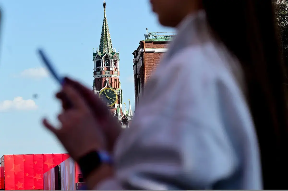 Putin ordonă asigurarea internetului de bază pentru populația Rusiei