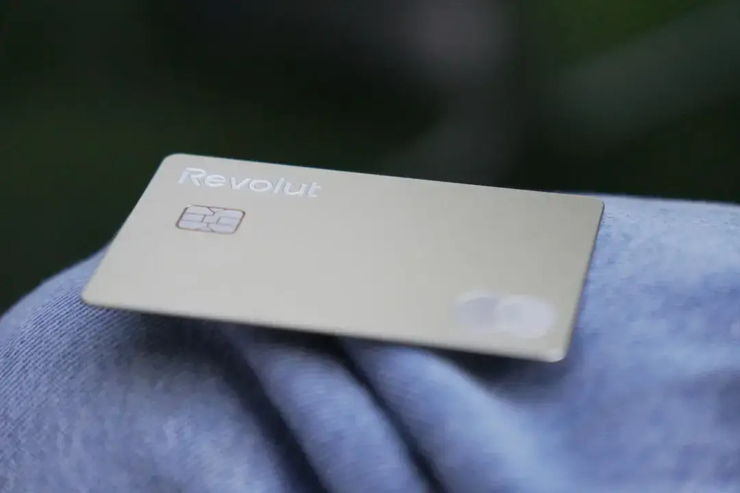 Revolut obține licență bancară franceză: Un pas strategic pentru expansiunea europeană