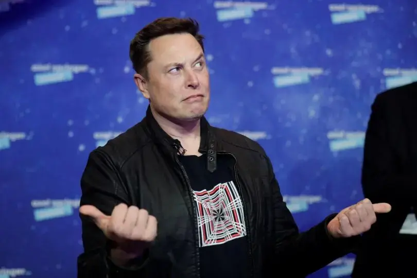 SpaceX se alătură Nasdaq 100 după un record de IPO