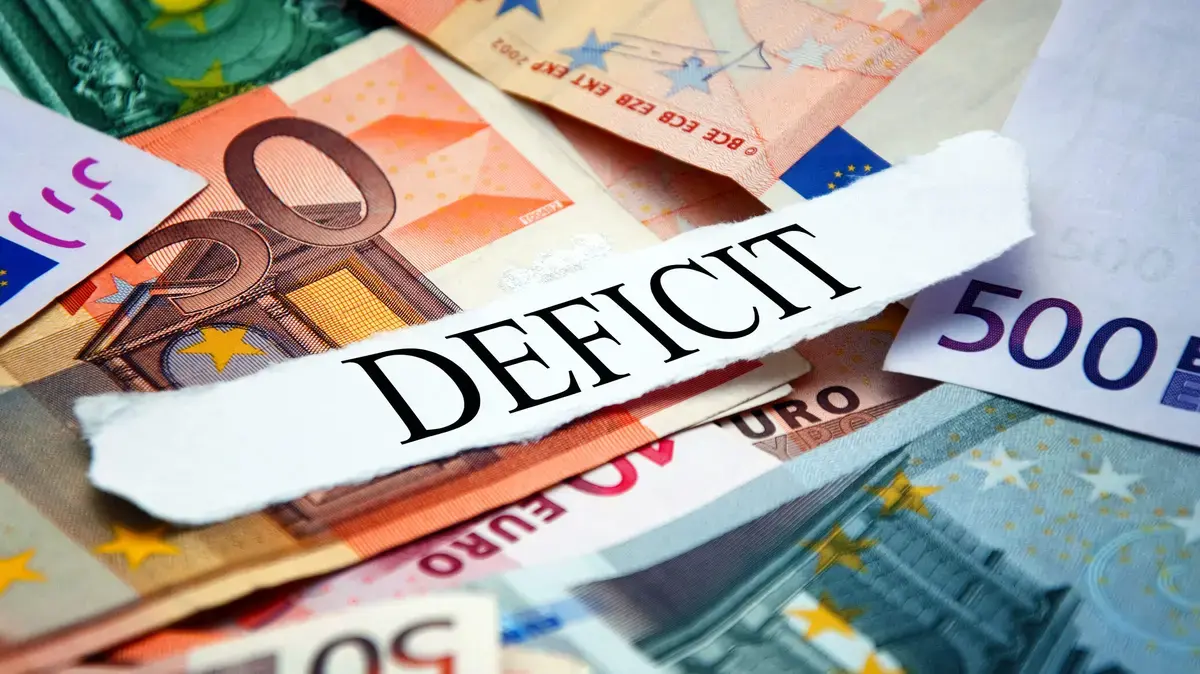 Trei soluții pentru reducerea deficitului public fără măsuri de austeritate în România