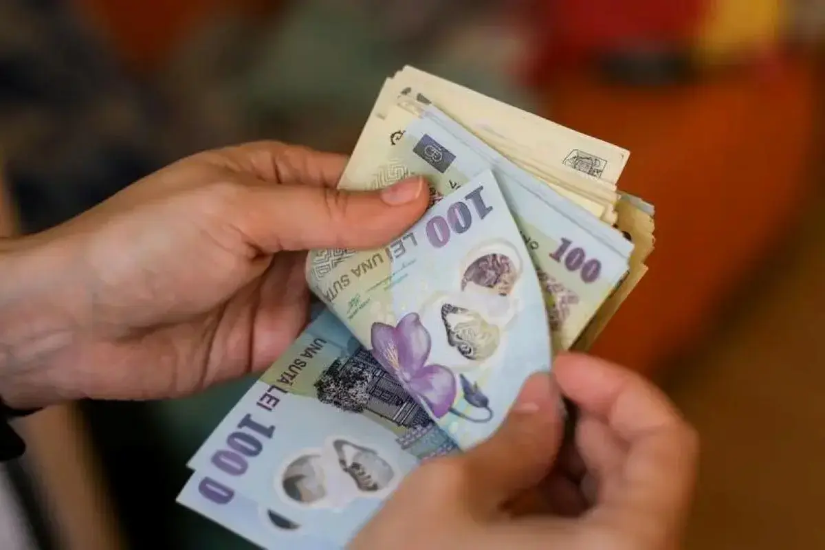 Ajutor de 1.500 de lei pentru șoferii cu handicap: cine ia banii și ce acte trebuie
