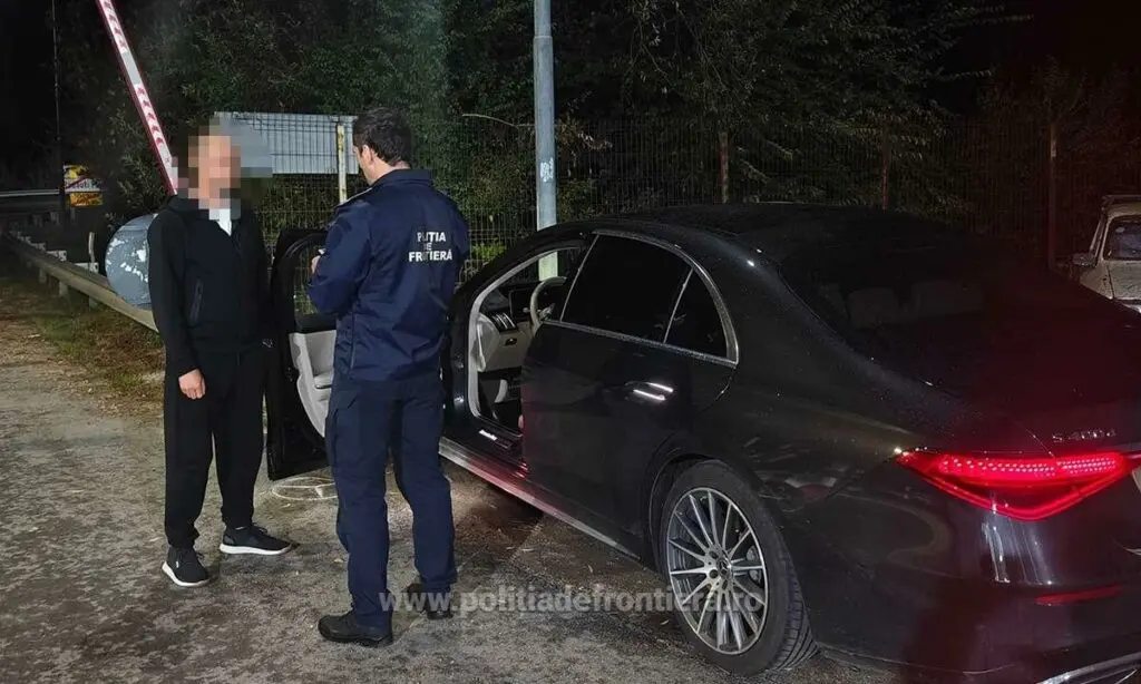 Bolizi de lux căutate internațional, descoperite de polițiștii de frontieră la Rădăuți-Prut și Cernavodă