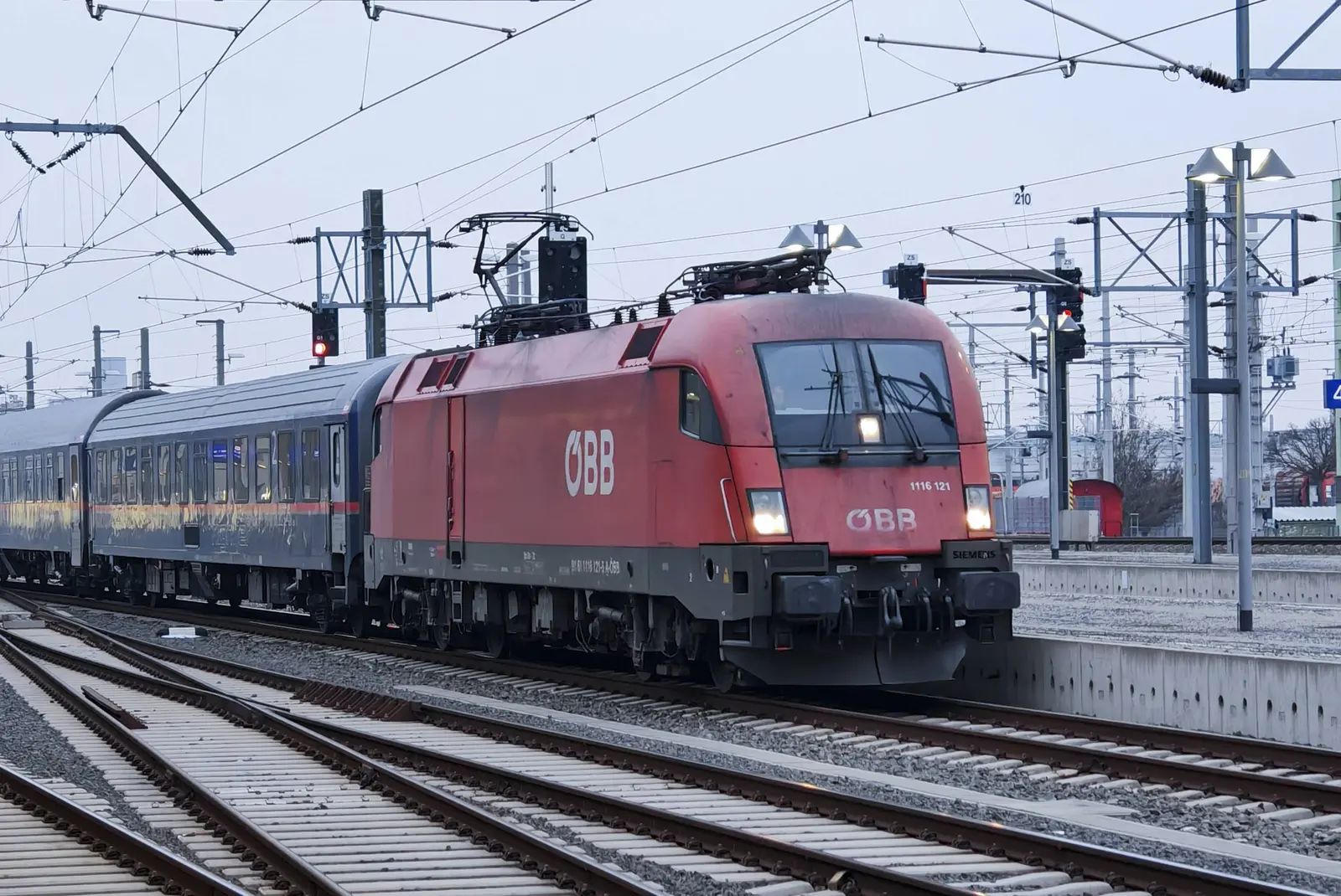 25 de ani de la primul tren austriac: un drum lung spre o rețea modernă