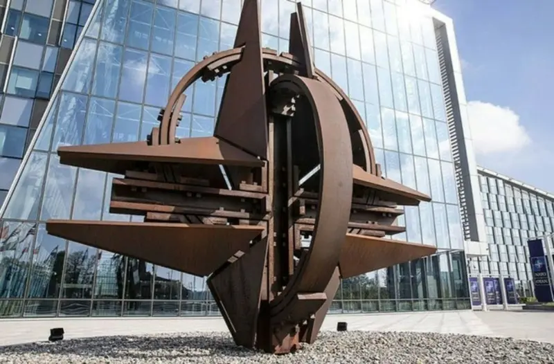 Ambasadorul SUA la NATO: Alianța nu va tolera agresiunea hibridă