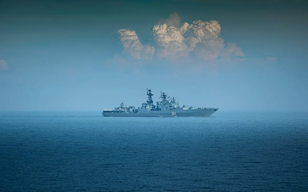 NATO: două nave atacate cu drone lângă Bulgaria, 11 marinari pierduți