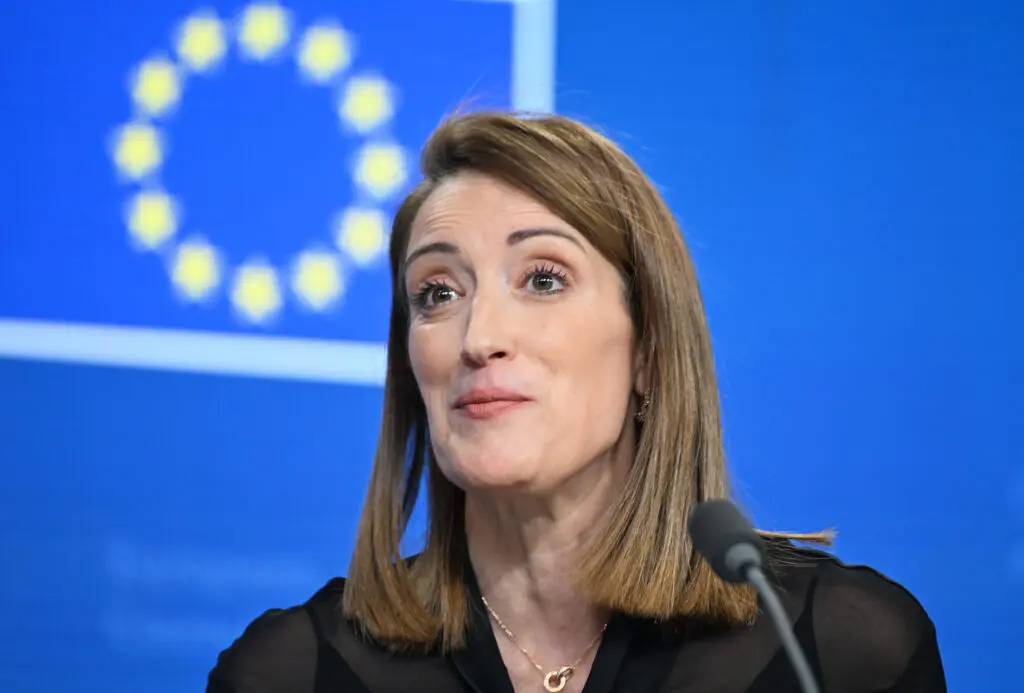 Niculescu la putere: felicitări din Bruxelles și Ierusalim