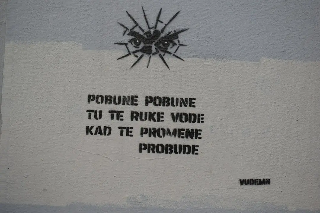 Sorin Costreie: vom cere date de la SRI pentru a preveni radicalizarea elevilor