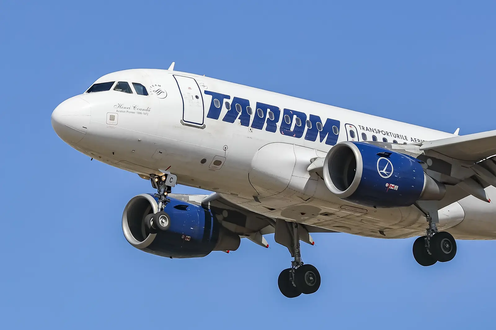 Război la înălțime: TAROM acuză sabotaj după ce Cristian Ghinea a „decretat” falimentul companiei